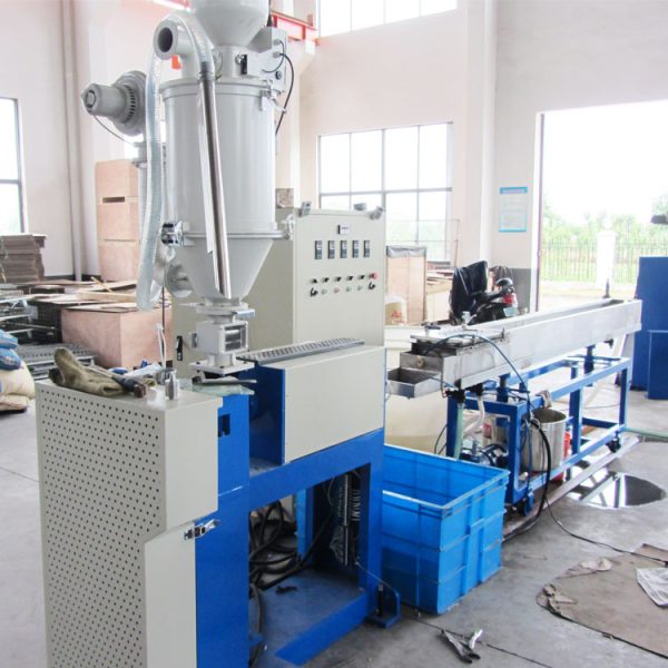 PE Liner Extruding Line - Image 4