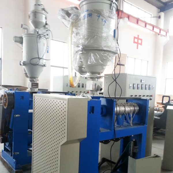 PE Liner Extruding Line - Image 5